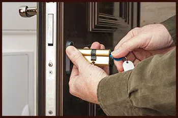 Usa Locksmith Service Miami, FL 305-744-5797 - 3-locksmith-key-service